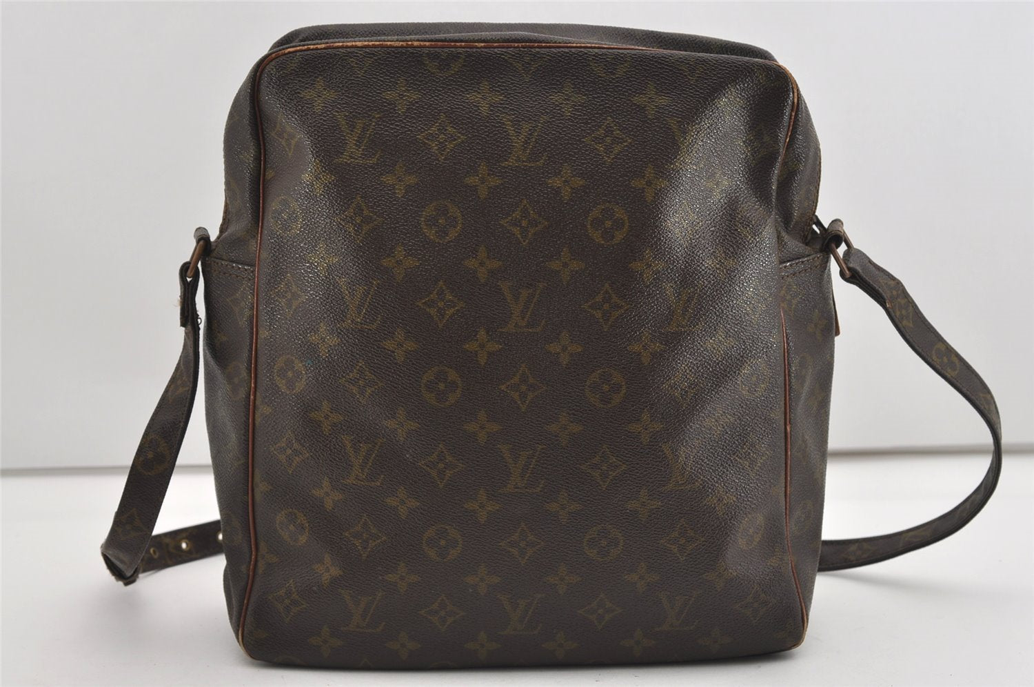 Authentic Louis Vuitton Monogram Marceau Shoulder Cross Body Bag Old Model 9011I