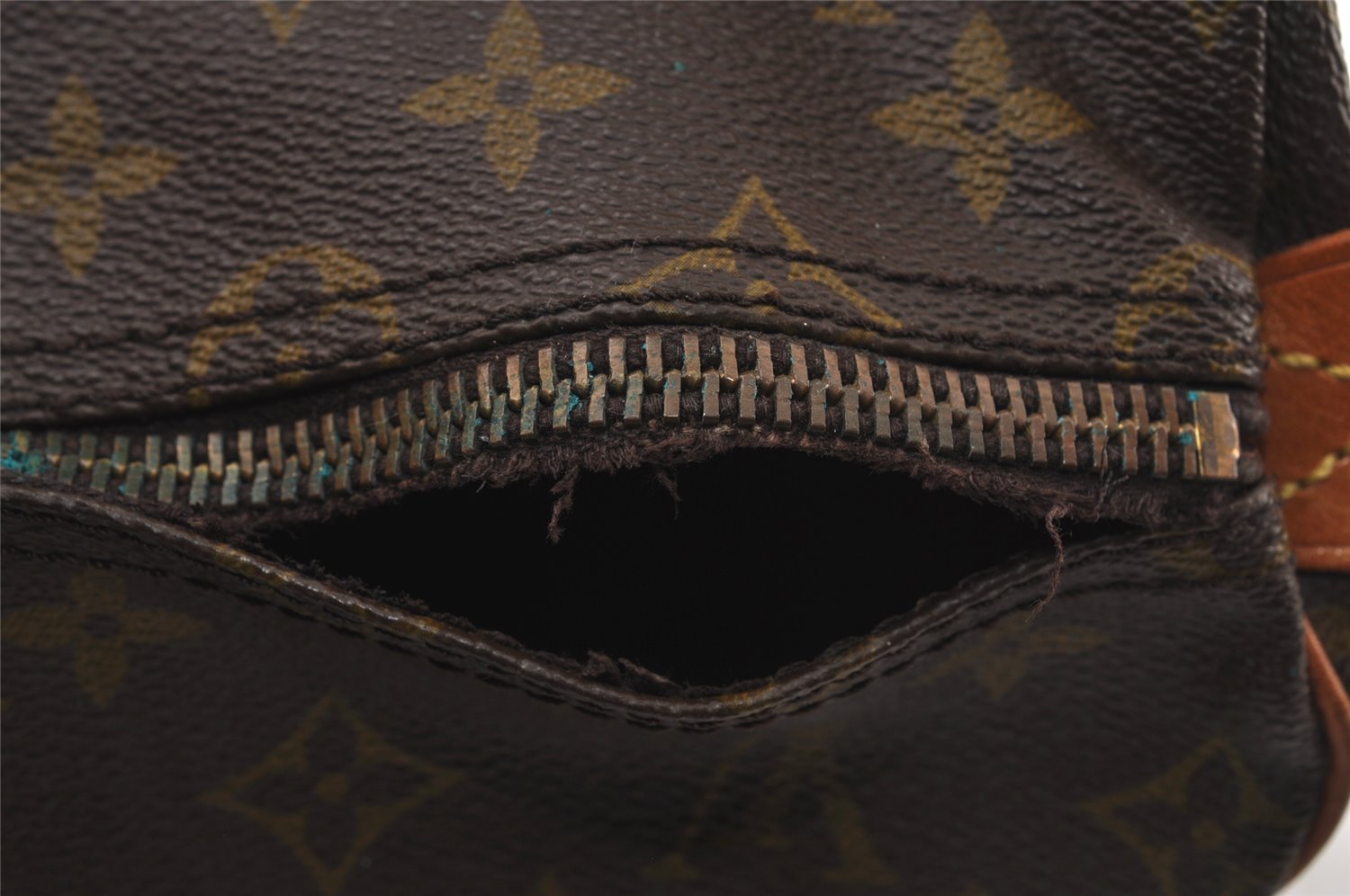 Authentic Louis Vuitton Monogram Keepall 55 Boston Bag Old Model LV Junk 9013I