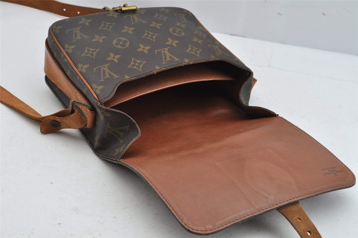 Authentic Louis Vuitton Monogram Cartouchiere MM M51253 Shoulder Cross Bag 9016J