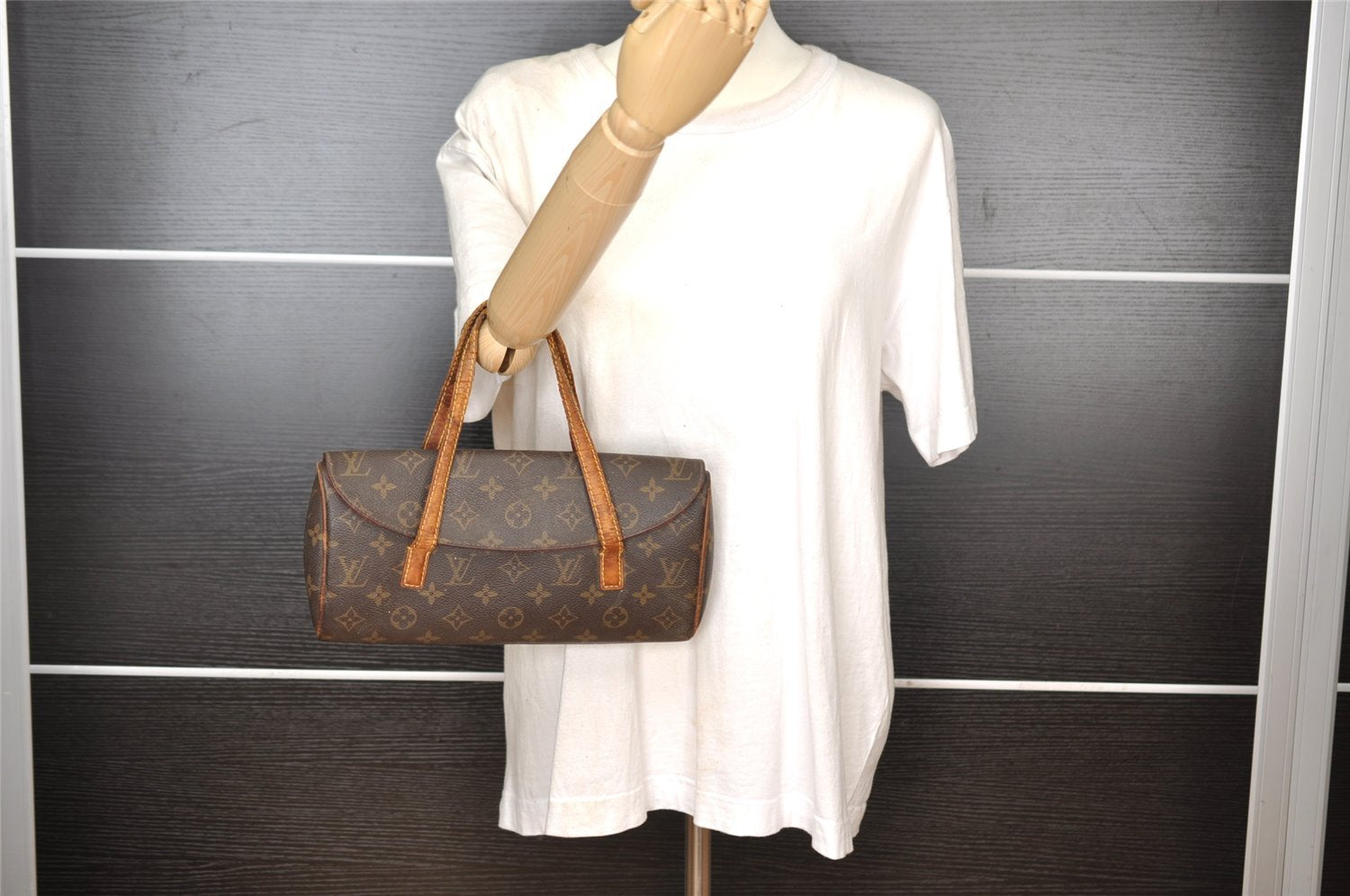 Authentic Louis Vuitton Monogram Sonatine Hand Bag Purse M51902 LV 9018I