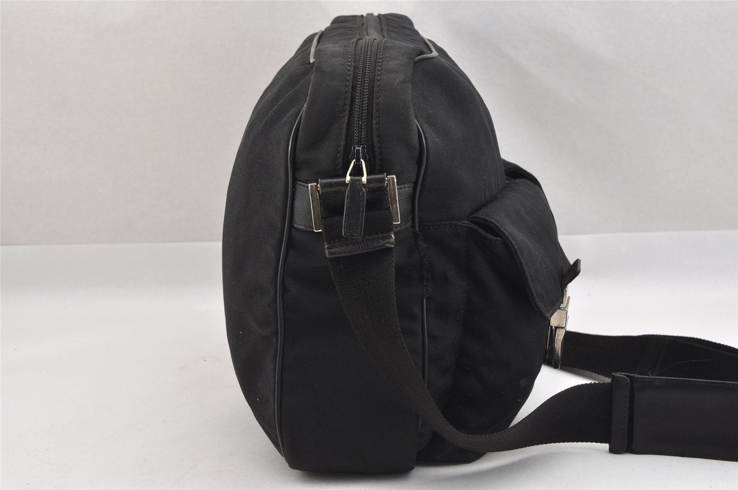 Authentic GUCCI Shoulder Cross Body Bag Nylon Leather 145863 Black 9024I