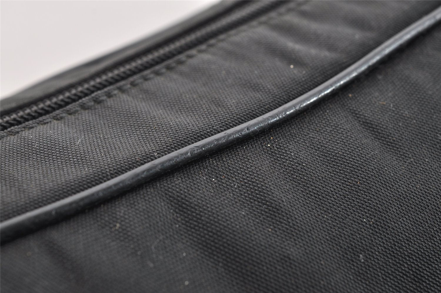 Authentic GUCCI Shoulder Cross Body Bag Nylon Leather 145863 Black 9024I