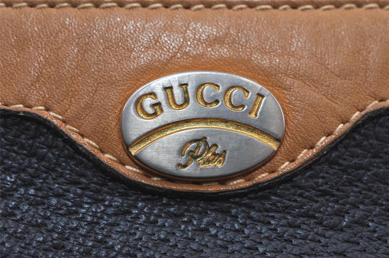 Authentic GUCCI Vintage Shoulder Cross Body Bag Purse Leather Navy Black 9029I