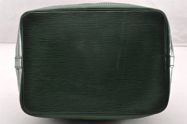 Authentic Louis Vuitton Epi Noe Shoulder Drawstring Bag Green M44004 LV 9036I