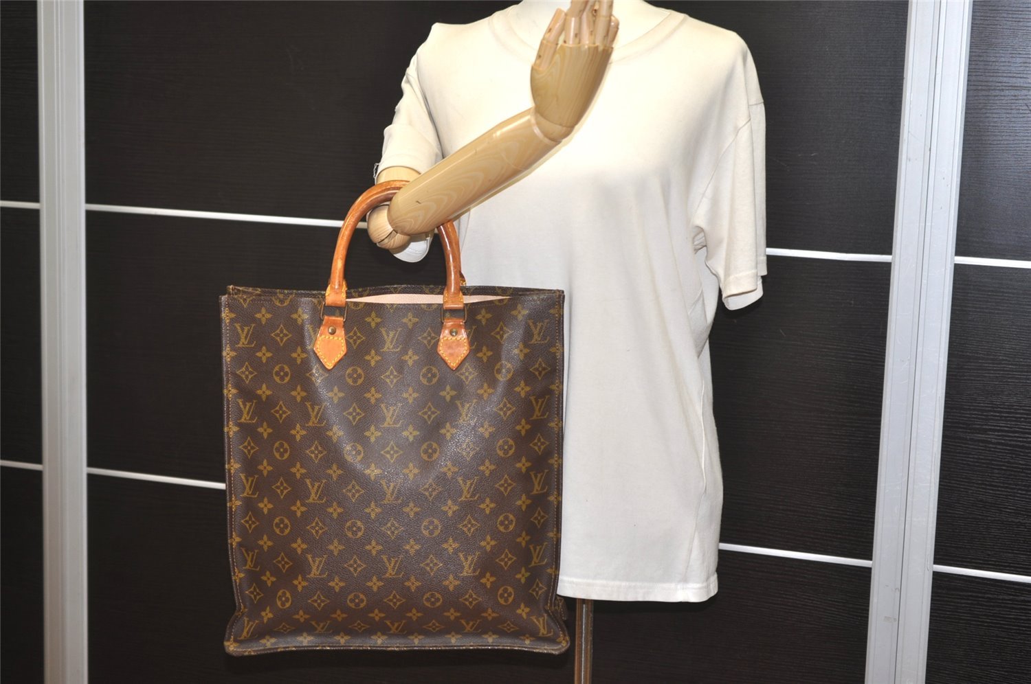 Authentic Louis Vuitton Monogram Sac Plat Hand Tote Bag Old Model LV Junk 9039J