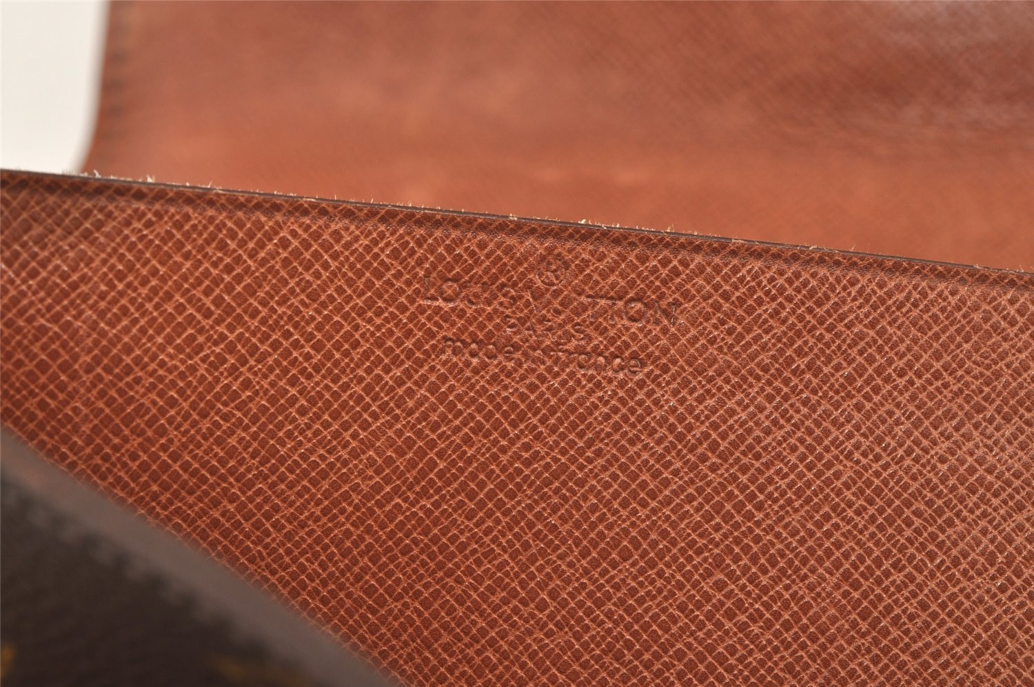 Authentic Louis Vuitton Monogram Poche Ministre Document Case M53445 LV 9042J