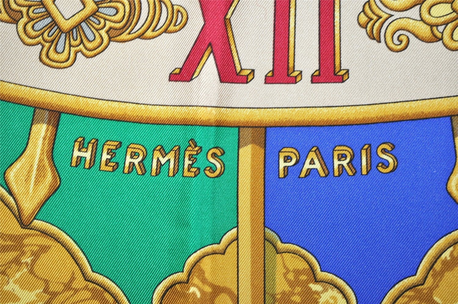 Authentic HERMES Carre 90 Scarf 