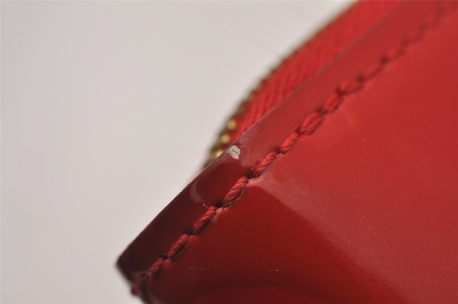 Authentic Louis Vuitton Vernis Zippy Coin Purse Wallet Red M90202 LV 9050I