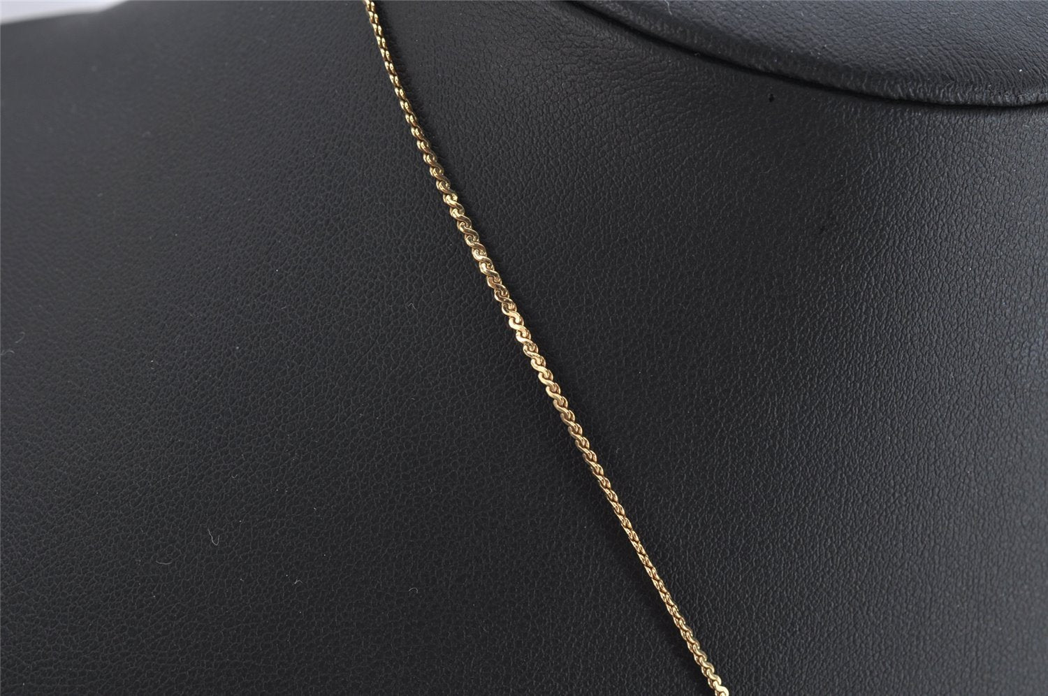 Authentic Christian Dior Gold Tone Chain Pendant Necklace CD 9050J