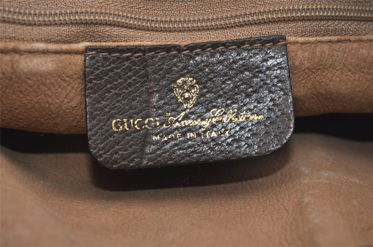 Authentic GUCCI Shoulder Cross Body Bag Purse GG PVC Leather Brown 9052I