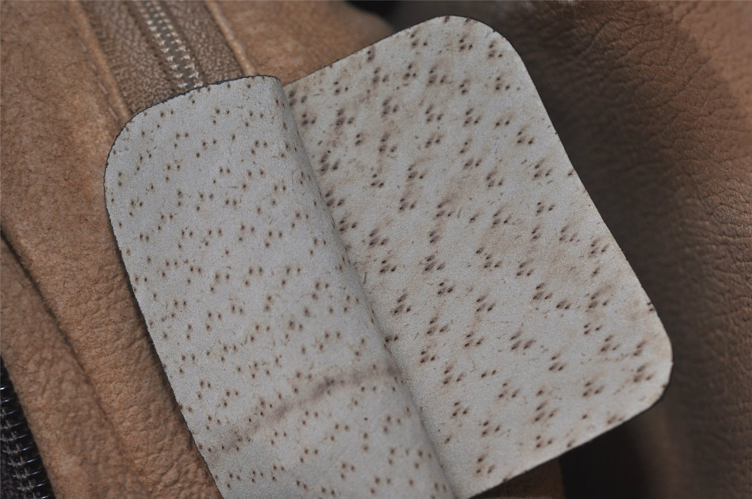 Authentic GUCCI Shoulder Cross Body Bag Purse GG PVC Leather Brown 9052I