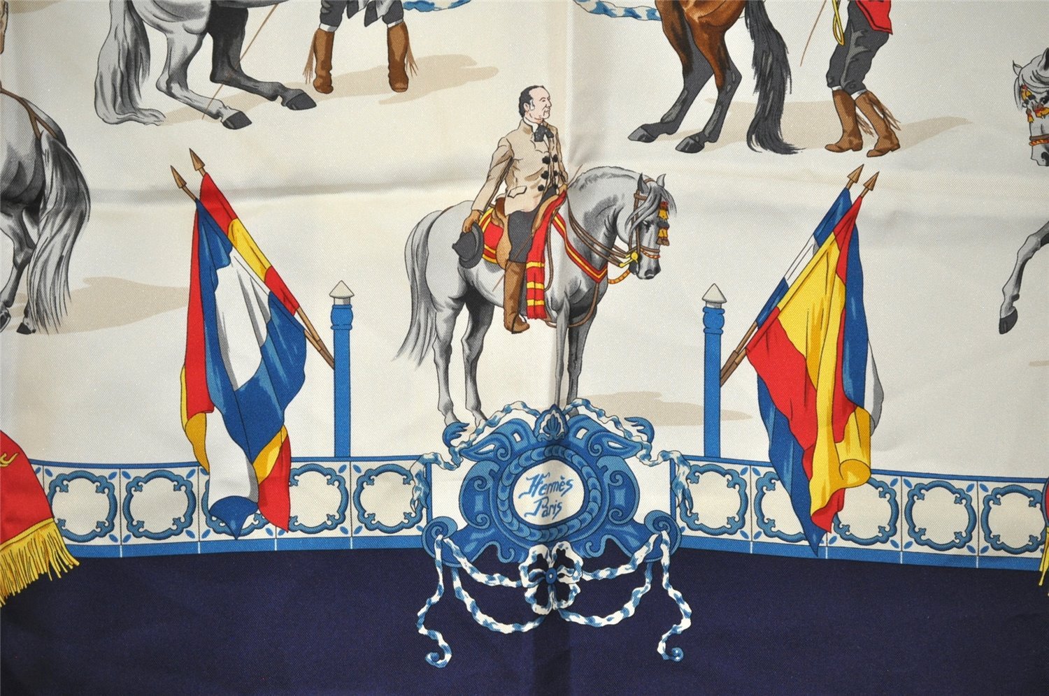 Authentic HERMES Carre 90 Scarf 