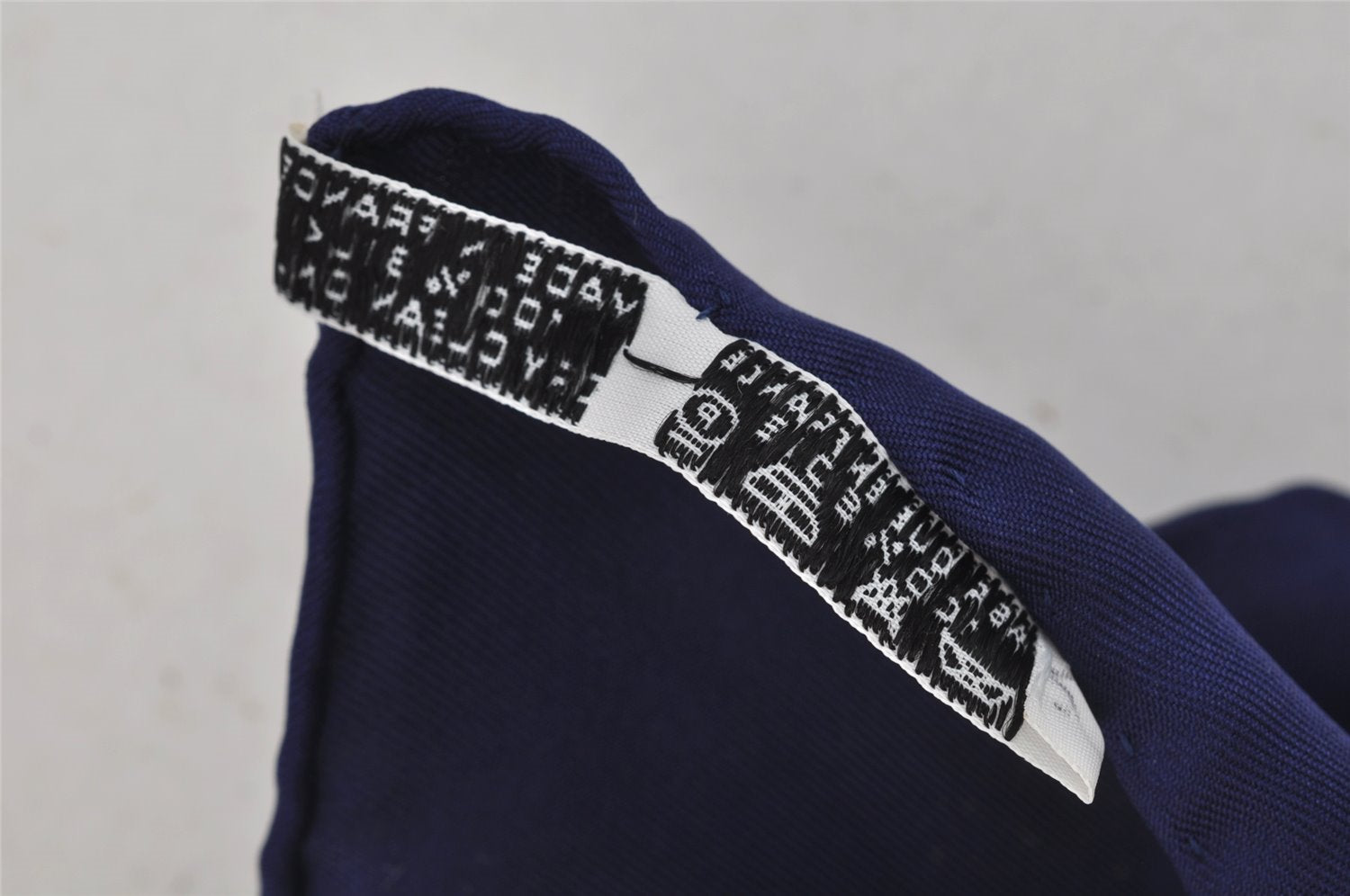 Authentic HERMES Carre 90 Scarf 