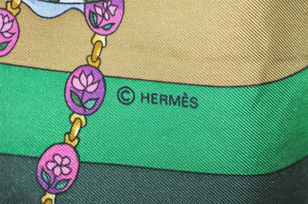 Authentic HERMES Carre 90 Scarf "parmi les fleurs" Silk Green 9055J