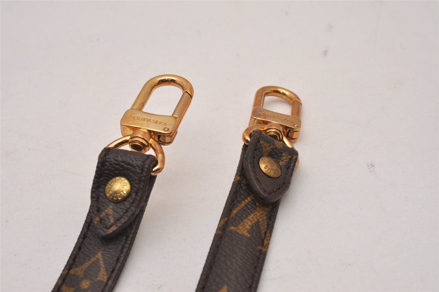 Authentic Louis Vuitton Monogram Shoulder Strap 39