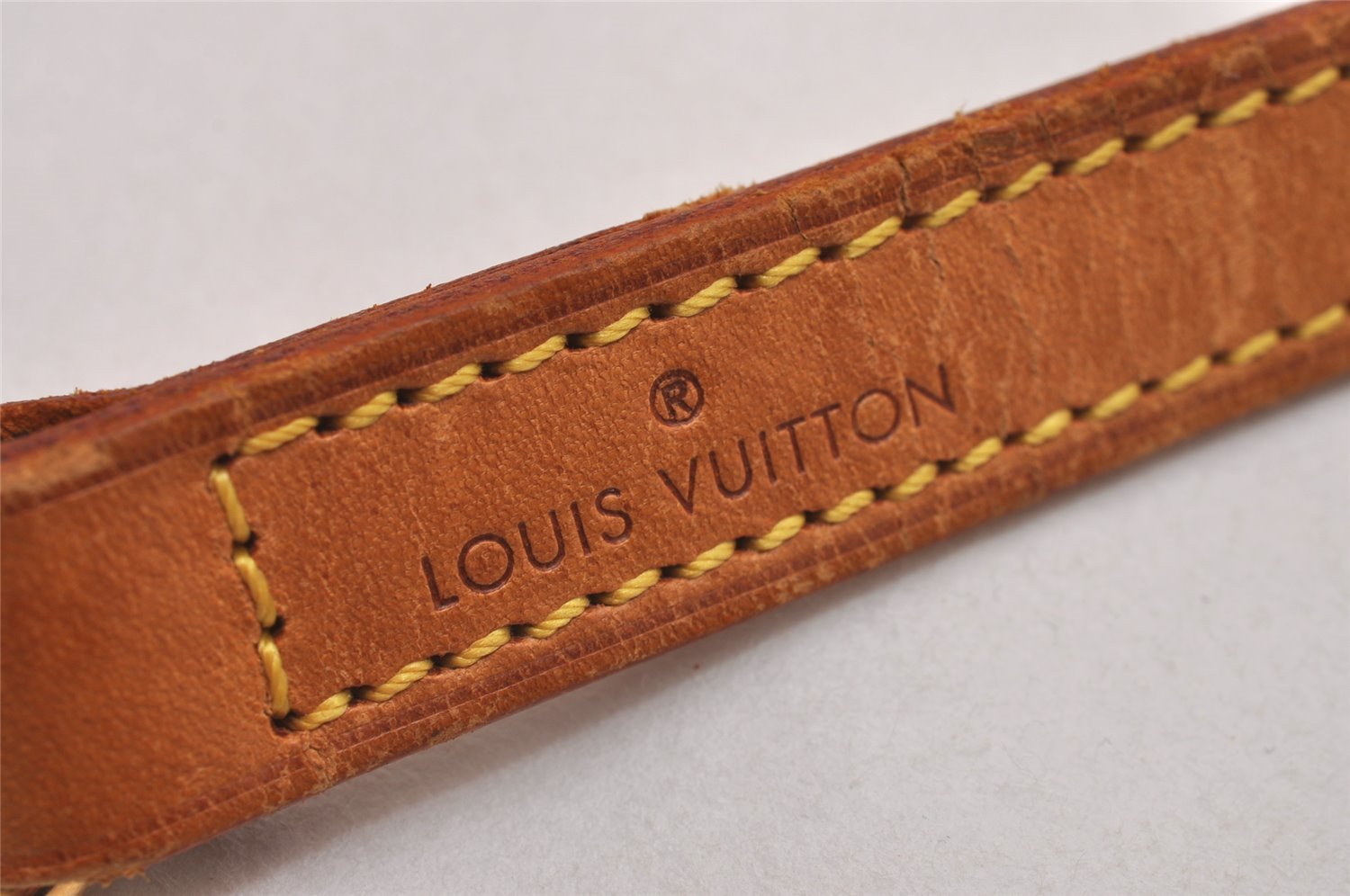 Authentic Louis Vuitton Leather Shoulder Strap Beige 39