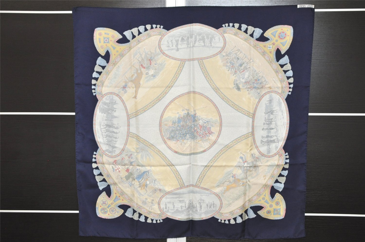 Authentic HERMES Carre 90 Scarf 