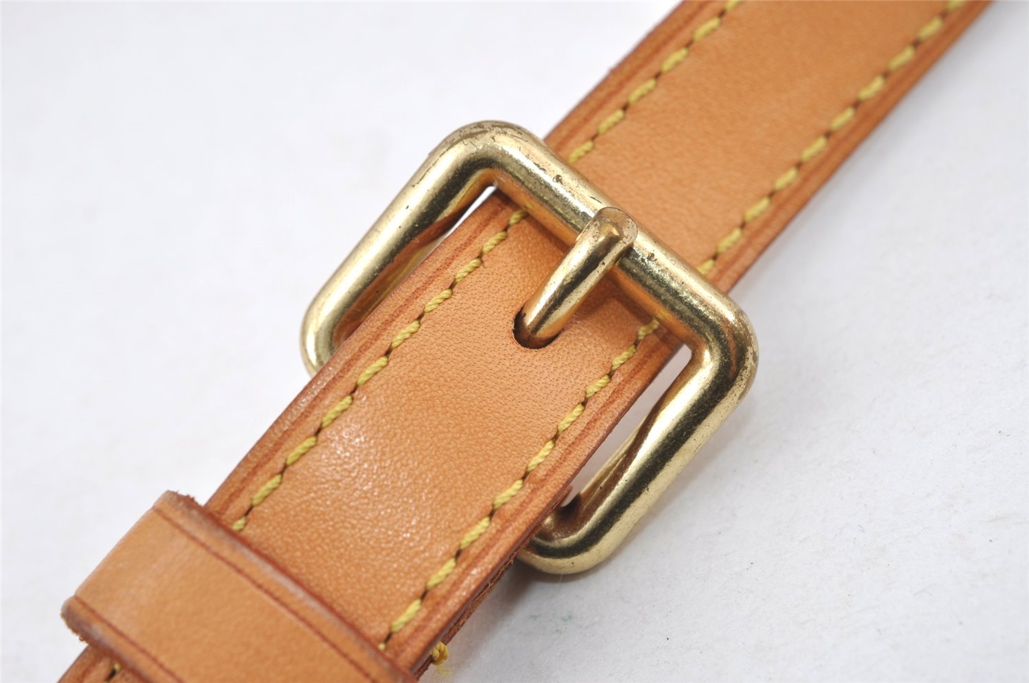 Authentic Louis Vuitton Leather Shoulder Strap Beige 37.4-43.7