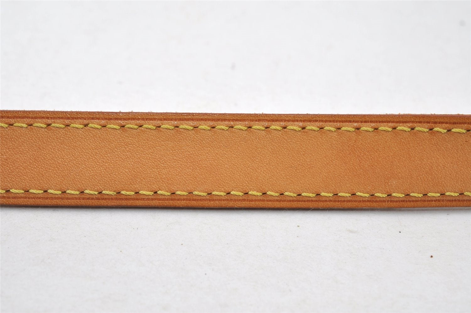 Authentic Louis Vuitton Leather Shoulder Strap Beige 37.4-43.7