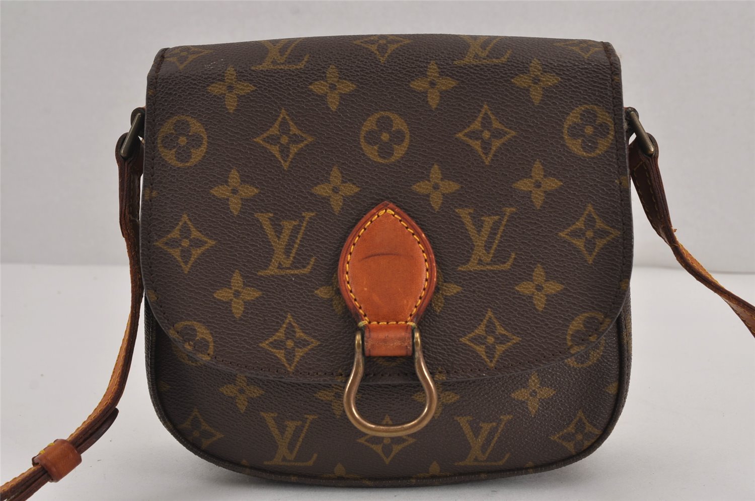 Authentic Louis Vuitton Monogram Saint Cloud MM M51243 Shoulder Cross Bag 9077J