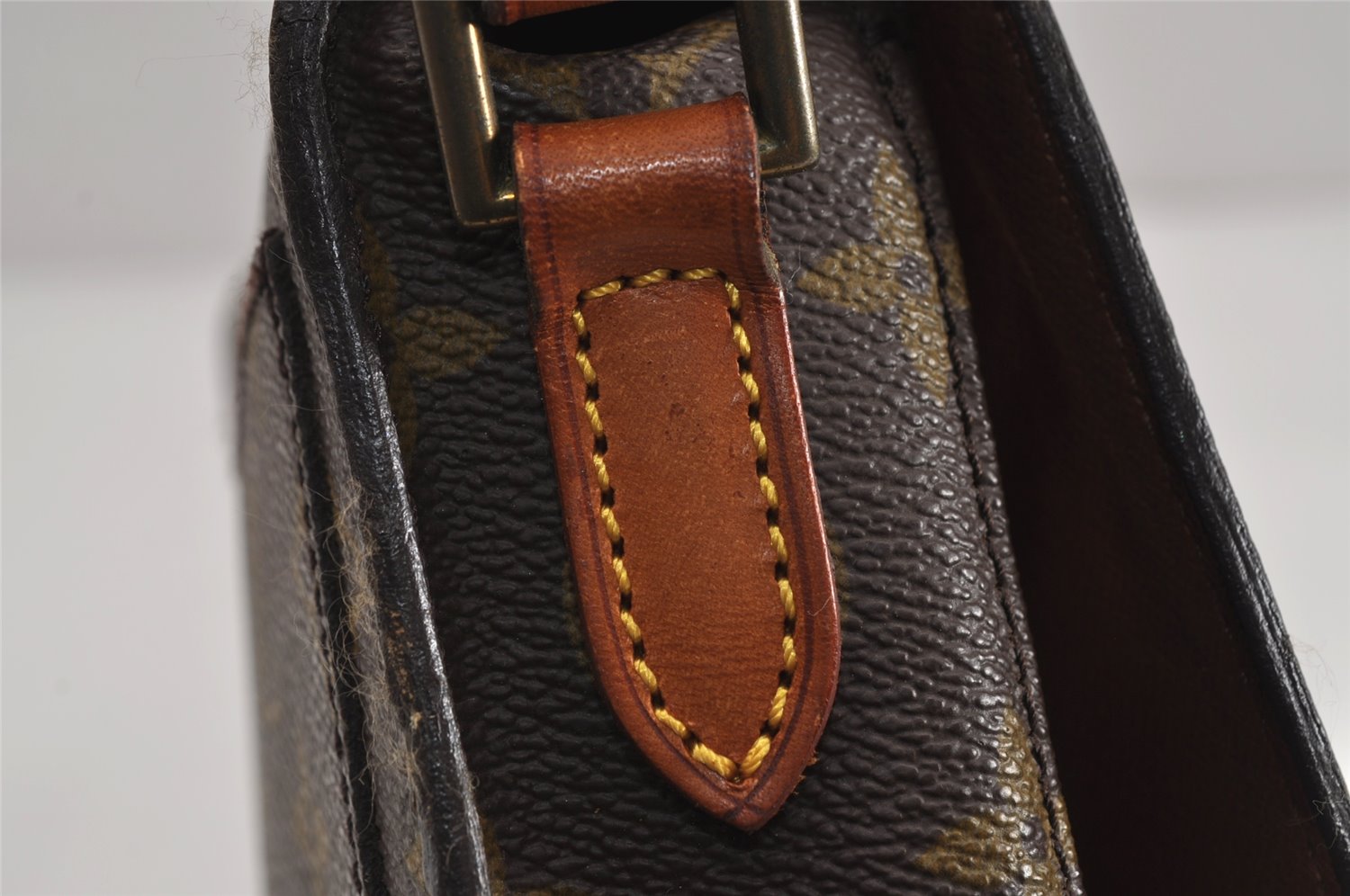 Authentic Louis Vuitton Monogram Saint Cloud MM M51243 Shoulder Cross Bag 9077J