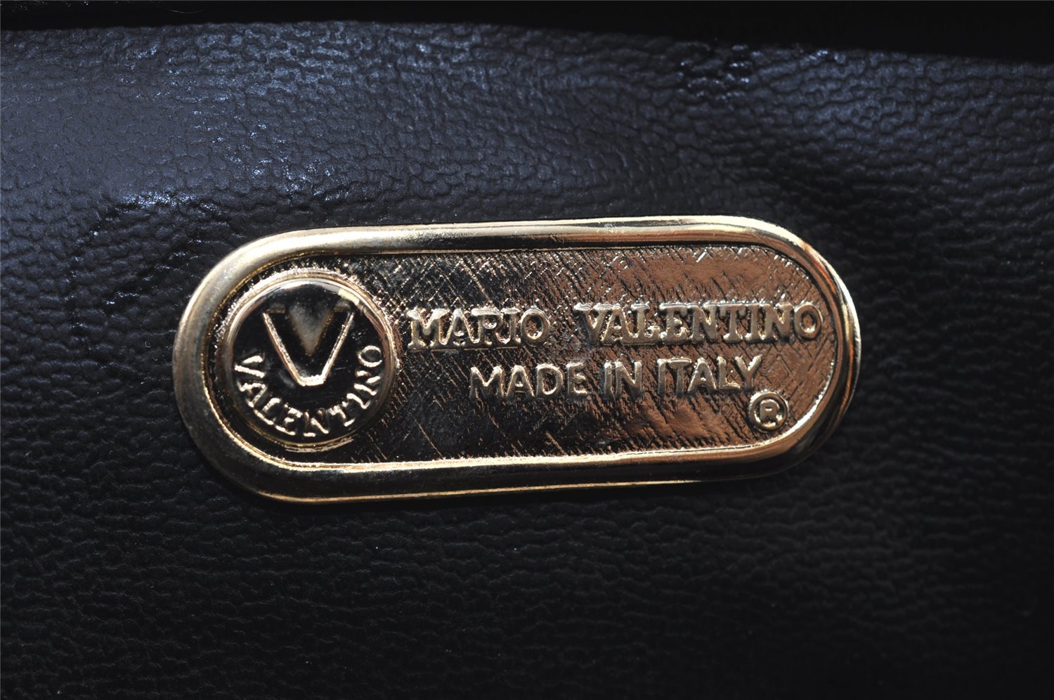 Authentic MARIO VALENTINO V Logo Clutch Hand Bag Purse Leather Black 9095I