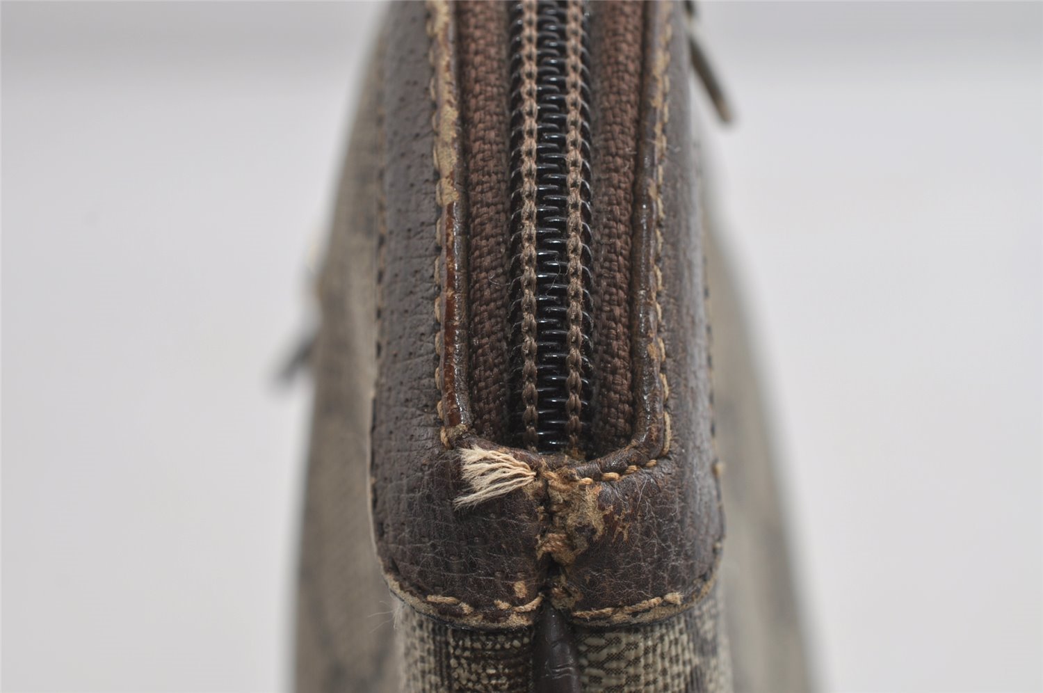 Authentic GUCCI Web Sherry Line Shoulder Bag GG PVC Leather Brown Junk 9112I