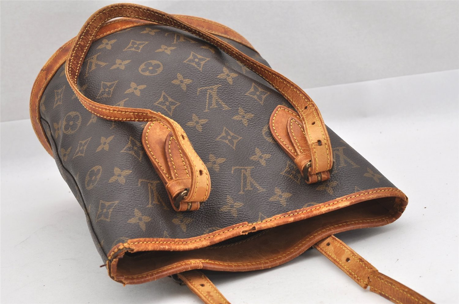Authentic Louis Vuitton Monogram Bucket PM Shoulder Bag Old Model Junk 9115I