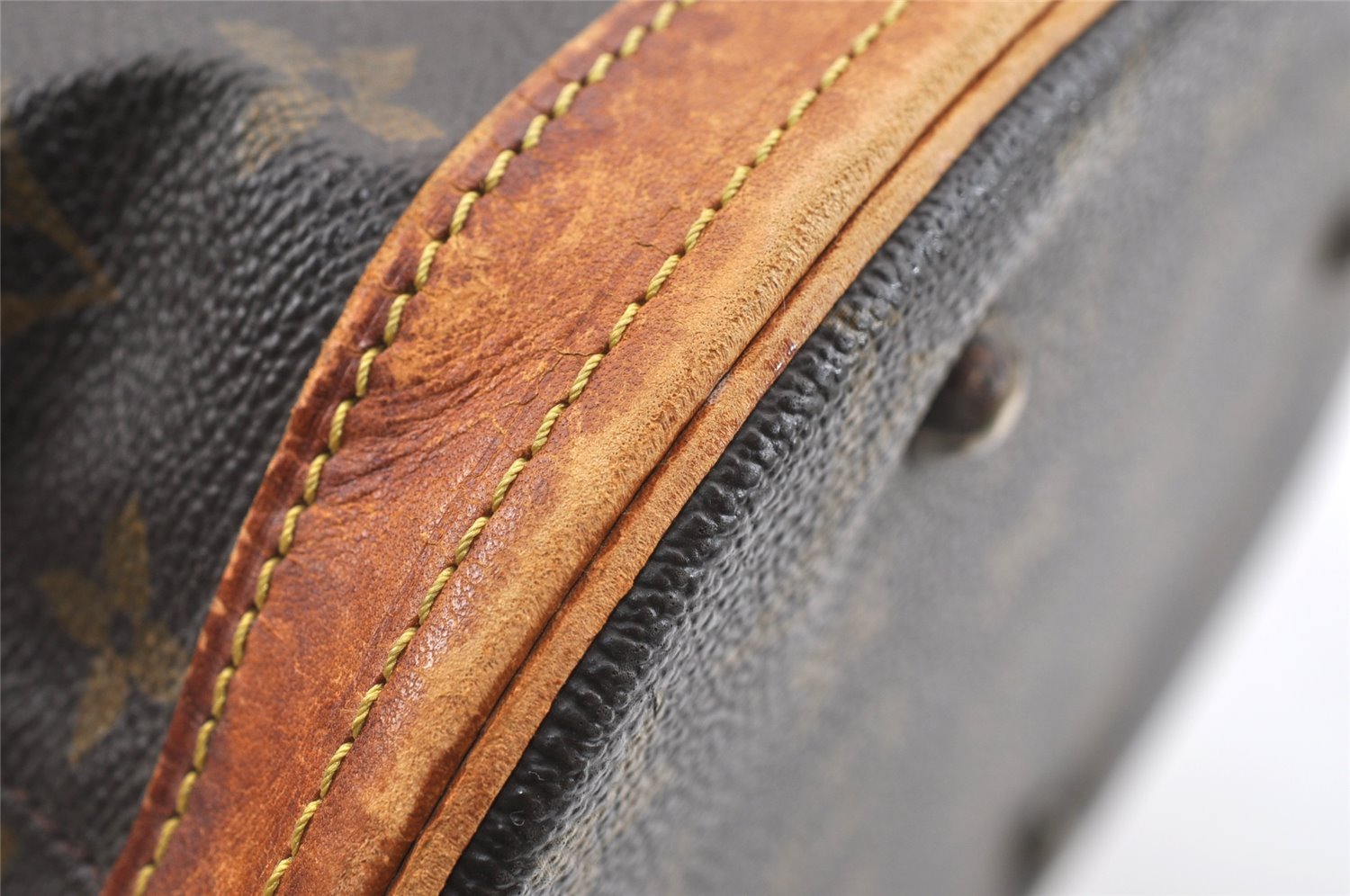 Authentic Louis Vuitton Monogram Bucket PM Shoulder Bag Old Model Junk 9115I