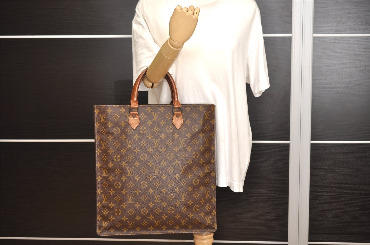 Authentic Louis Vuitton Monogram Sac Plat Hand Tote Bag Old Model LV 9115J