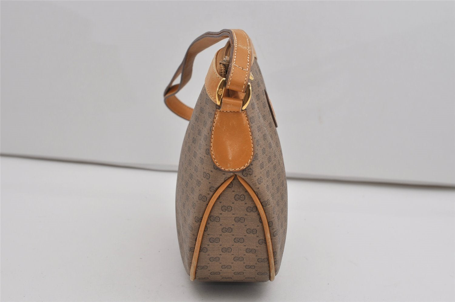 Authentic GUCCI Micro GG PVC Leather Shoulder Bag Purse Brown Junk 9117I