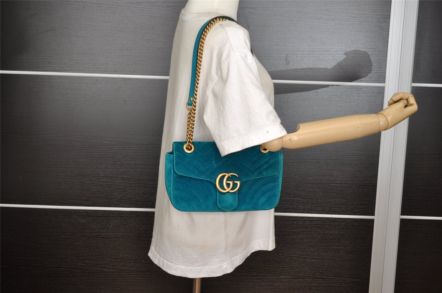 Authentic GUCCI GG Marmont Chain Shoulder Cross Bag Velour 443497 Blue 9121I