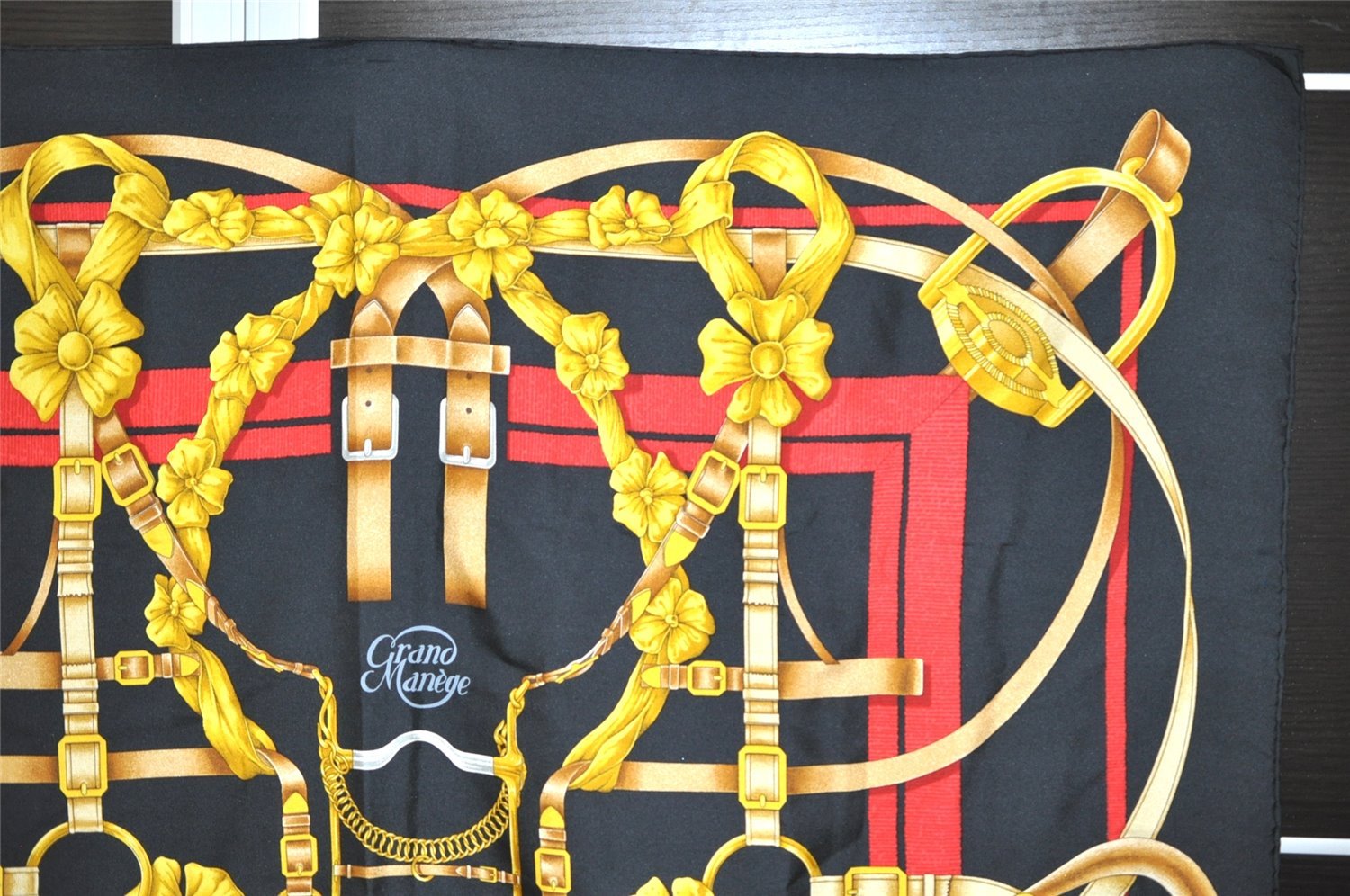 Authentic HERMES Carre 90 Scarf 