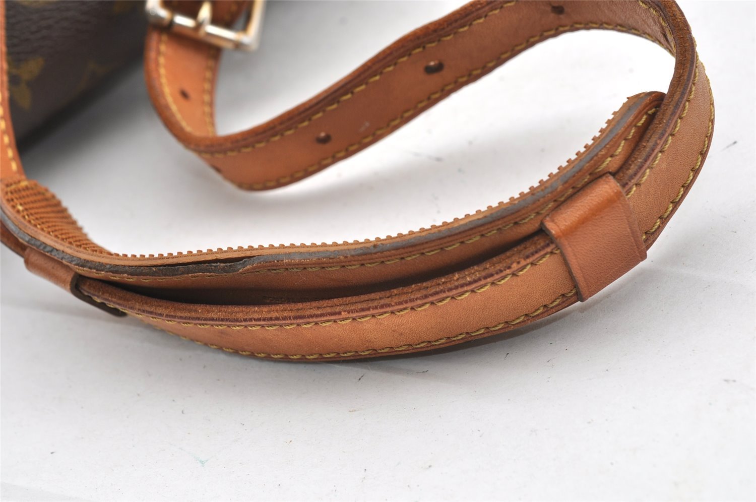 Auth Louis Vuitton Monogram Saint Cloud GM Shoulder Cross Bag Old Model LV 9123I