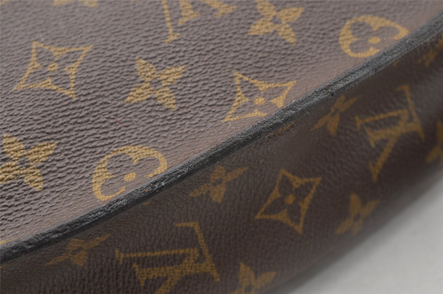 Auth Louis Vuitton Monogram Saint Cloud GM Shoulder Cross Bag Old Model LV 9123I