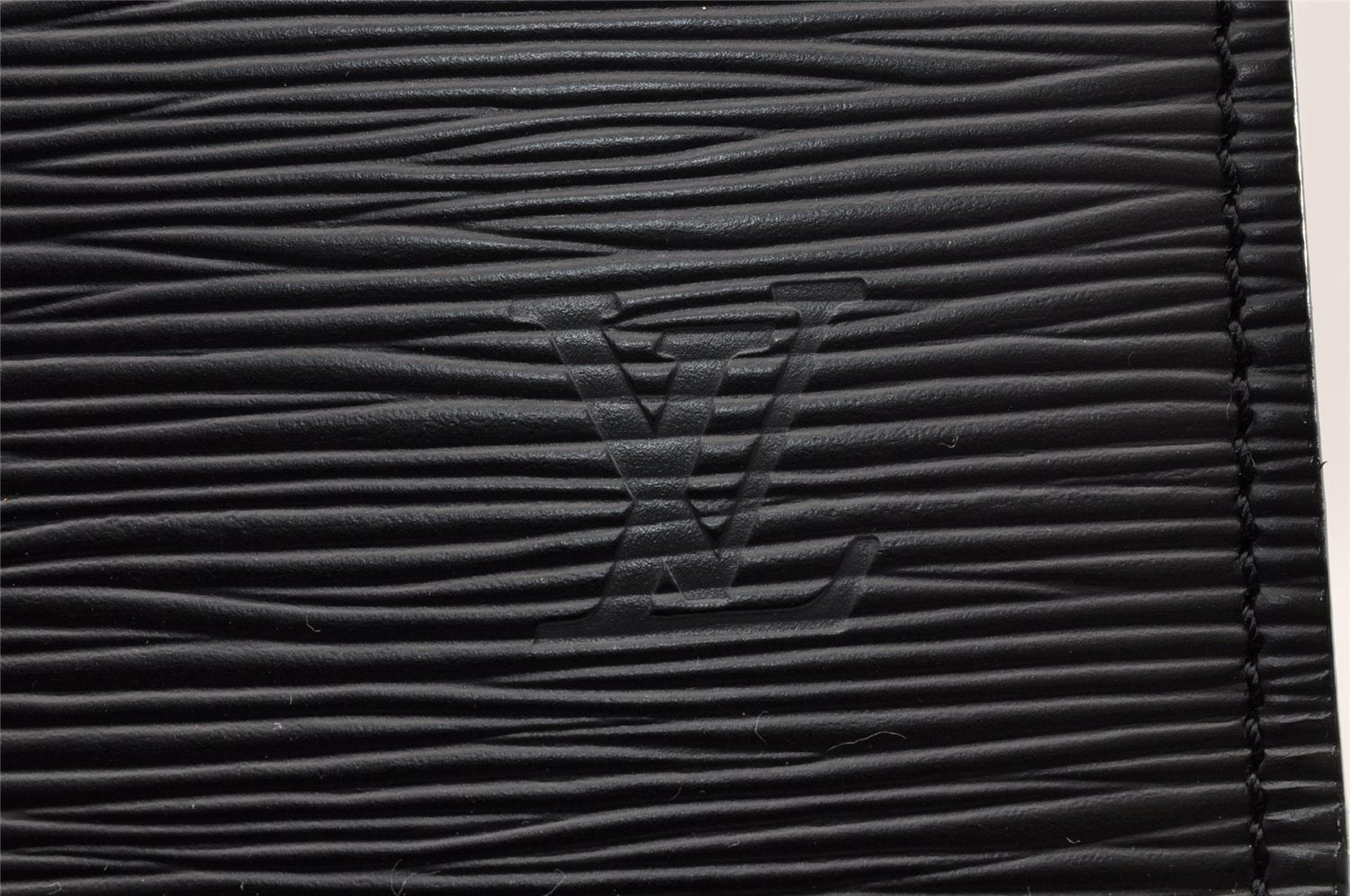 Authentic Louis Vuitton Epi Riviera Hand Bag Black M48182 LV 9129I