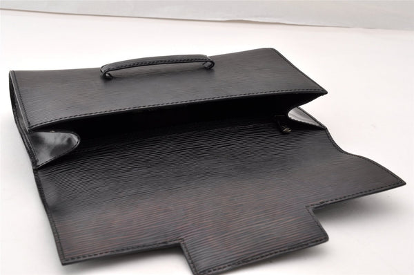 Authentic Louis Vuitton Epi Chaillot Clutch Hand Bag Purse Black M52532 LV 9135I