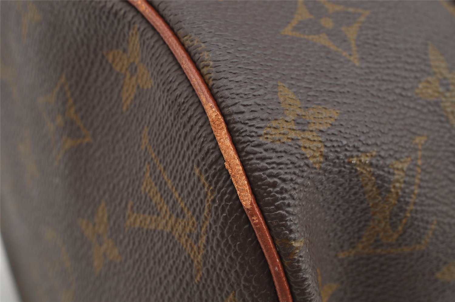 Authentic Louis Vuitton Monogram Papillon 30 Hand Bag Old Model LV 9135J