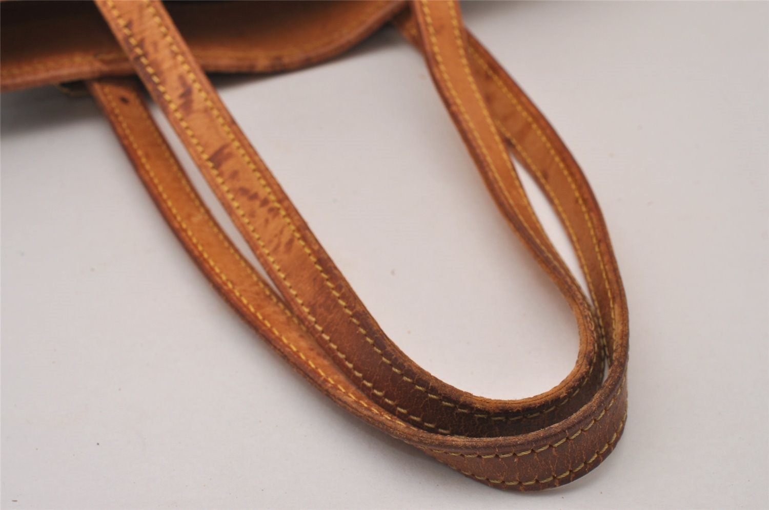 Authentic Louis Vuitton Monogram Bucket PM Shoulder Bag Old Model Junk 9137I