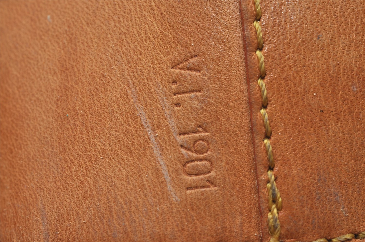 Authentic Louis Vuitton Monogram Bucket PM Shoulder Bag Old Model Junk 9137I