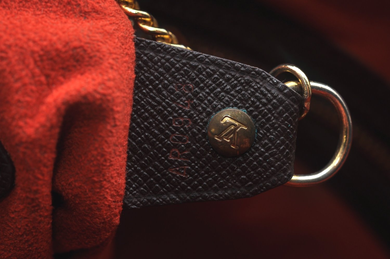 Authentic Louis Vuitton Damier Marais Bucket Shoulder Tote Bag N42240 LV 9138I