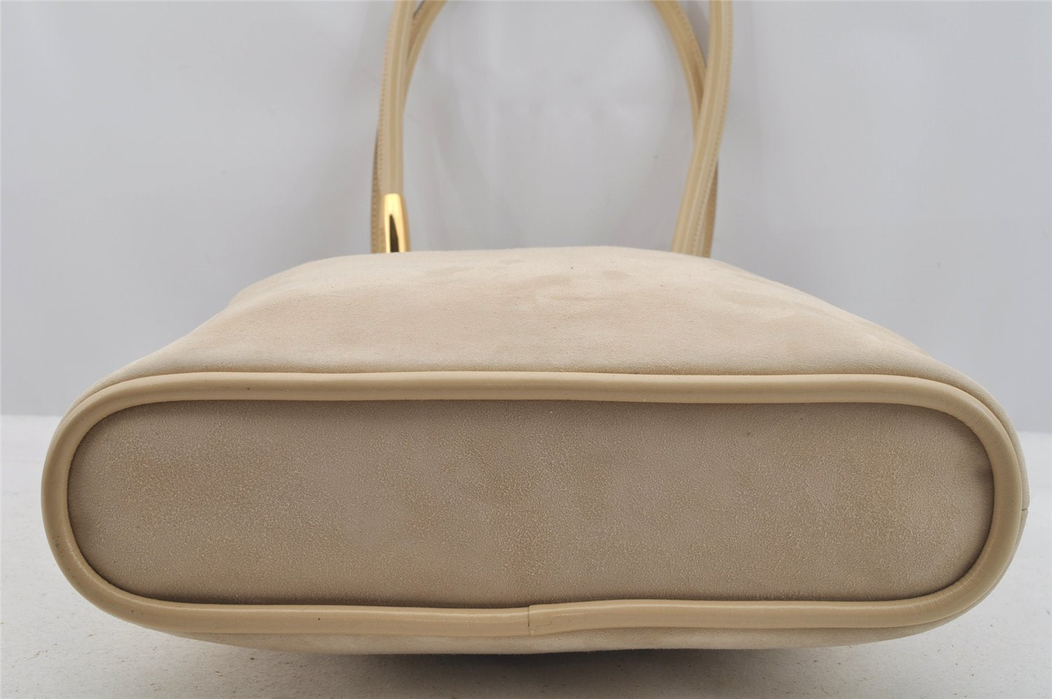 Authentic GUCCI Vintage Shoulder Tote Bag Suede Leather Beige Junk 9143I