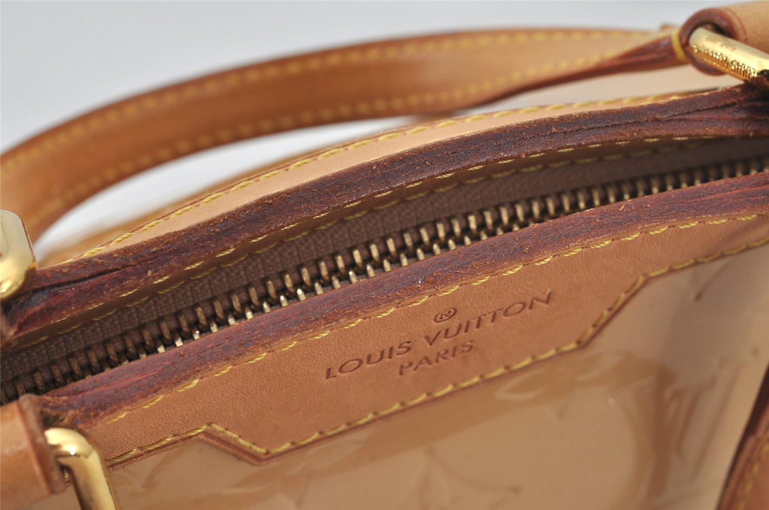 Auth Louis Vuitton Vernis Brea MM 2Way Shoulder Hand Bag Beige M90180 LV 9145I