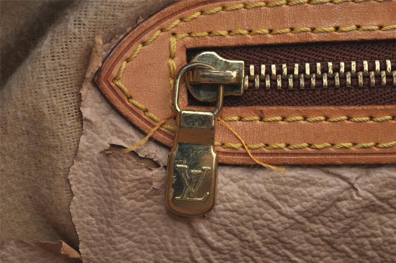 Authentic Louis Vuitton Monogram Bucket GM Shoulder Tote Bag M42236 LV 9146I