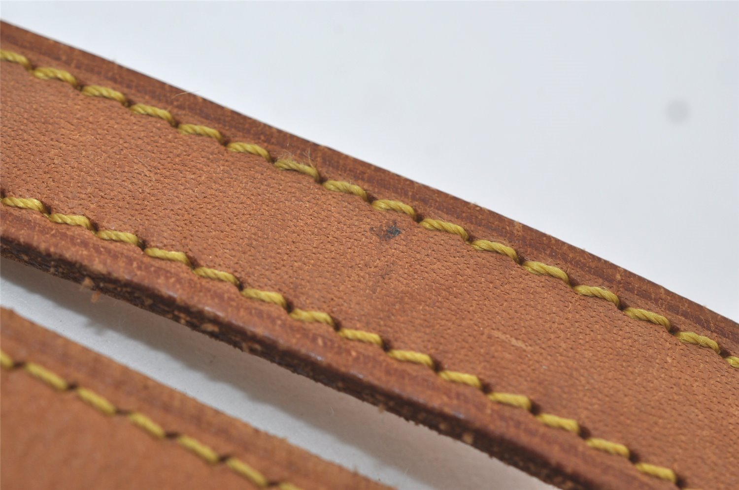 Authentic Louis Vuitton Leather Shoulder Strap Beige 39