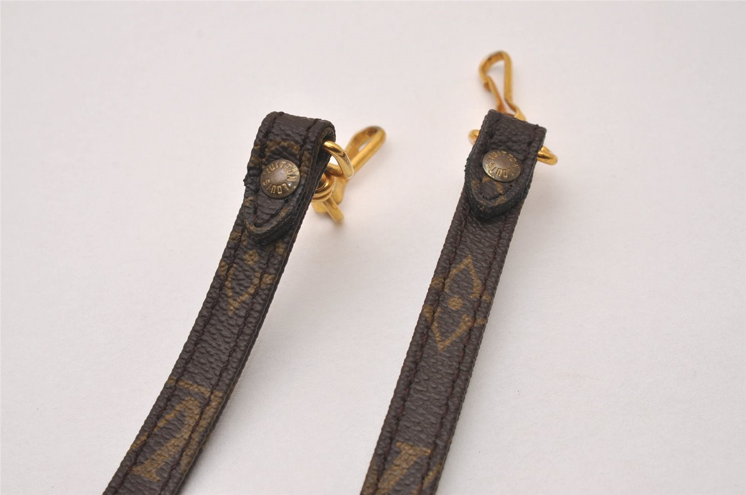 Authentic Louis Vuitton Monogram Shoulder Strap Old Model 50