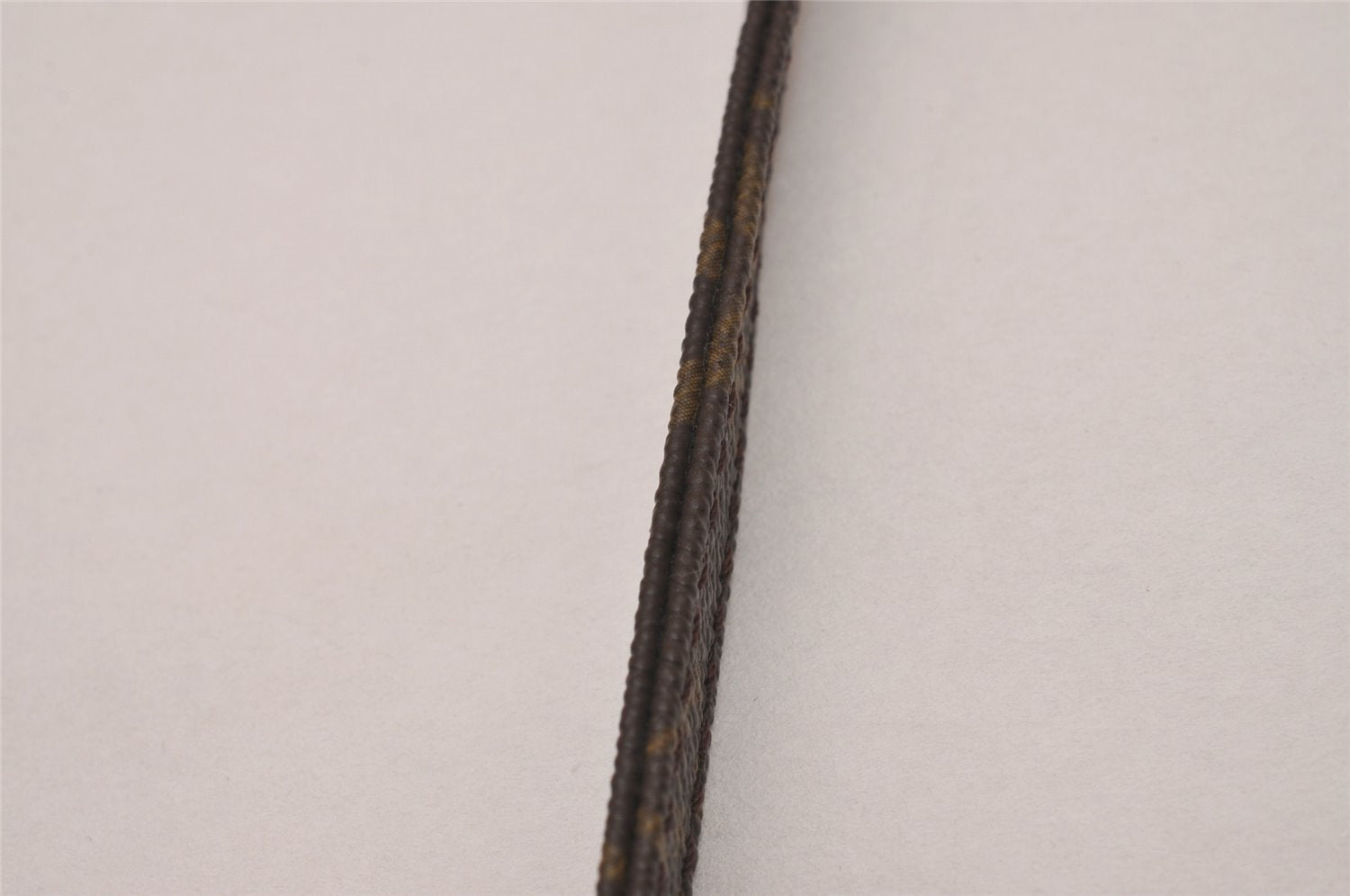 Authentic Louis Vuitton Monogram Shoulder Strap Old Model 50