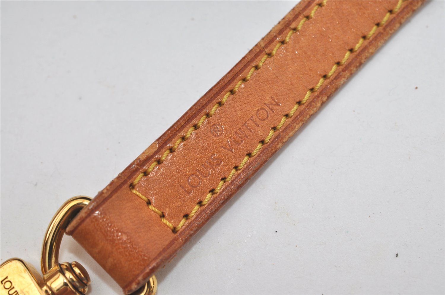 Authentic Louis Vuitton Leather Shoulder Strap Beige 47