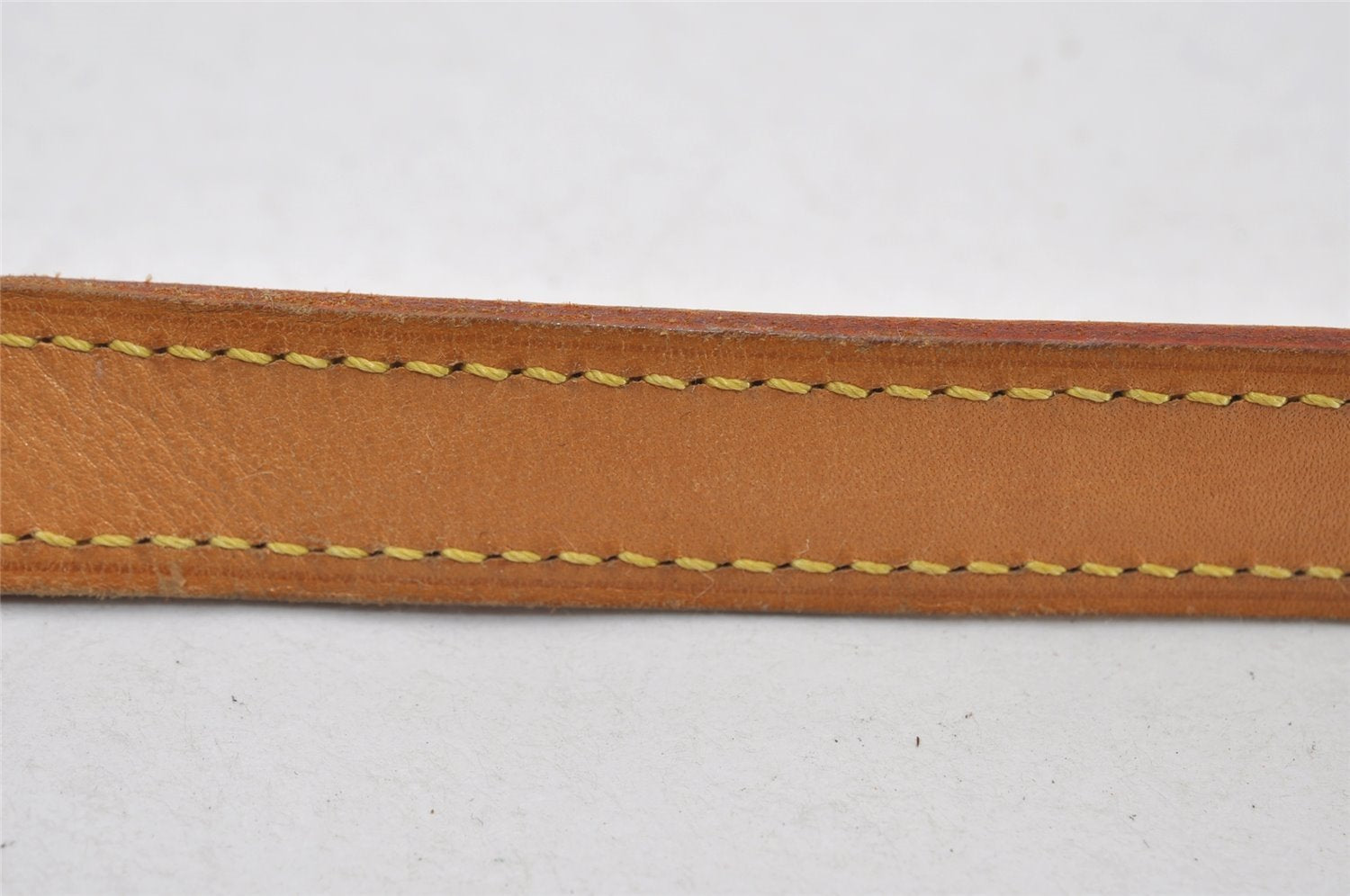 Authentic Louis Vuitton Leather Shoulder Strap For Bucket GM 31.9