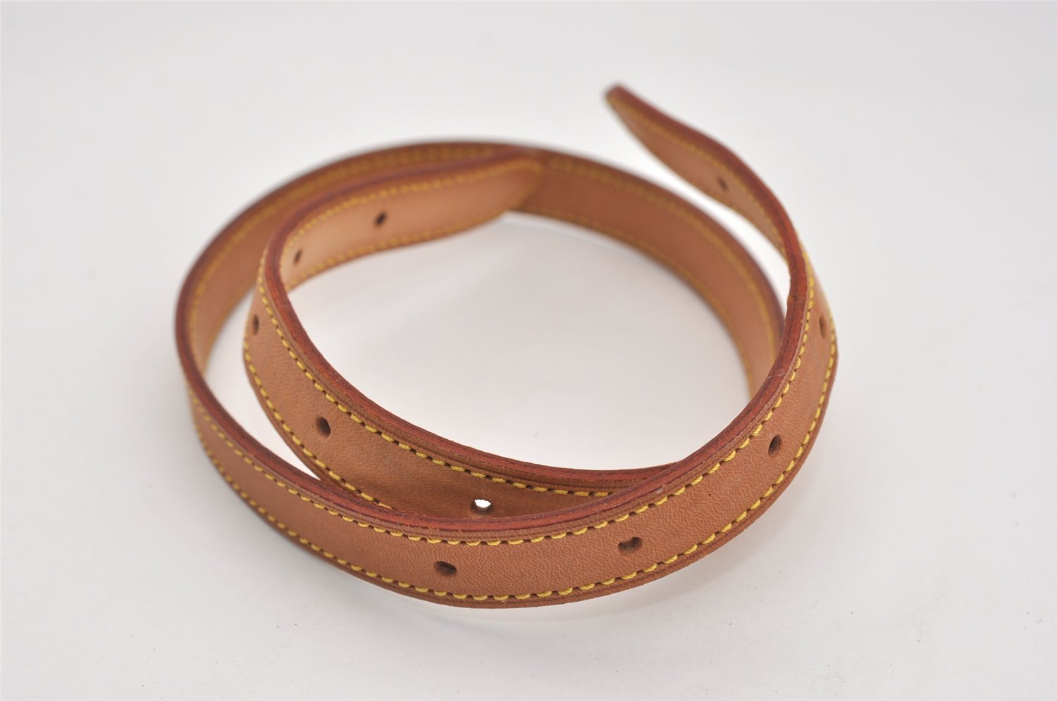 Authentic Louis Vuitton Leather Shoulder Strap For Bucket GM 31.9